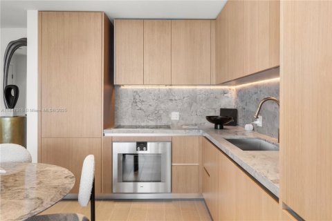 Condominio en venta en Miami Beach, Florida, 1 dormitorio, 81.57 m2 № 1849154 - foto 4