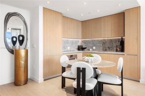 Condominio en venta en Miami Beach, Florida, 1 dormitorio, 81.57 m2 № 1849154 - foto 19