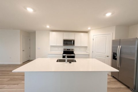 Villa ou maison à louer à Newberry, Floride: 4 chambres, 149.11 m2 № 2398403 - photo 7
