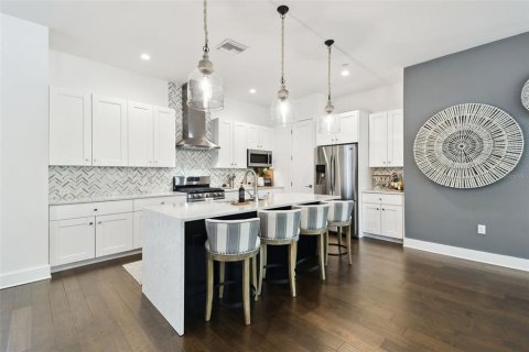 Touwnhouse à vendre à Tampa, Floride: 3 chambres, 231.98 m2 № 1798305 - photo 11