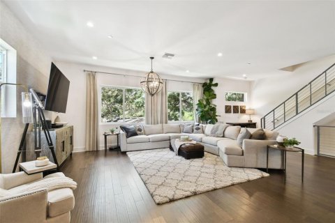Touwnhouse à vendre à Tampa, Floride: 3 chambres, 231.98 m2 № 1798305 - photo 8