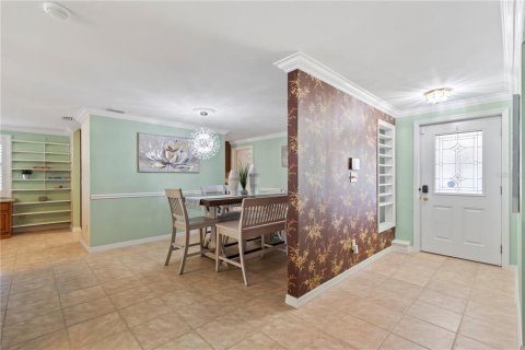 House in Seminole, Florida 3 bedrooms, 146.14 sq.m. № 2215031 - photo 3