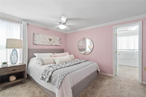 House in Seminole, Florida 3 bedrooms, 146.14 sq.m. № 2215031 - photo 26