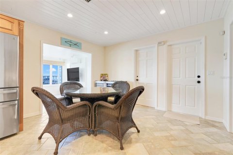 Casa en venta en Belle Isle, Florida, 4 dormitorios, 322.56 m2 № 1670612 - foto 23