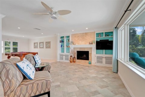 Casa en venta en Belle Isle, Florida, 4 dormitorios, 322.56 m2 № 1670612 - foto 16