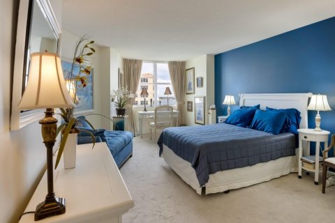Copropriété à louer à West Palm Beach, Floride: 1 chambre, 93.83 m2 № 1045674 - photo 1