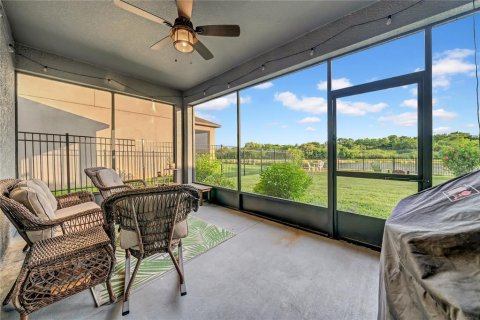 House in BELMONT in Sun City Center, Florida 3 bedrooms, 183.76 sq.m. № 1912203 - photo 24