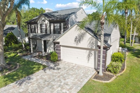 House in Tampa, Florida 4 bedrooms, 181.16 sq.m. № 2291345