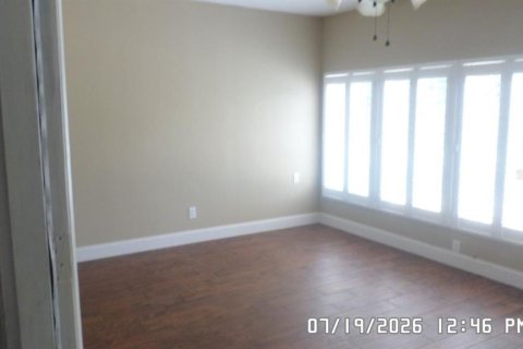 House in Longwood, Florida 4 bedrooms, 252.69 sq.m. № 2277108 - photo 9