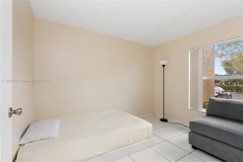 Commercial property in Coral Springs, Florida № 1861503 - photo 26
