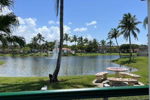 Adosado en alquiler en Miami, Florida, 3 dormitorios, 162.86 m2 № 1998583 - foto 12