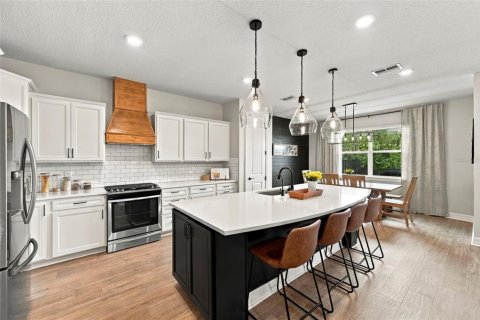 Casa en venta en Land O' Lakes, Florida, 5 dormitorios, 229.47 m2 № 2368927 - foto 6