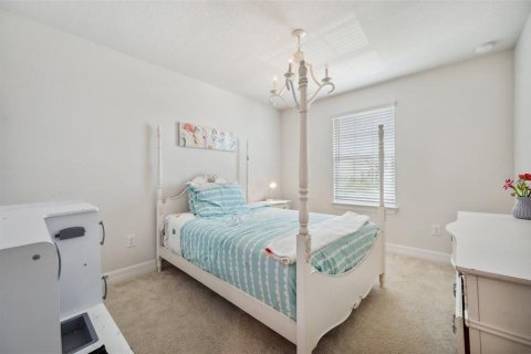 Casa en venta en Land O' Lakes, Florida, 5 dormitorios, 229.47 m2 № 2368927 - foto 26