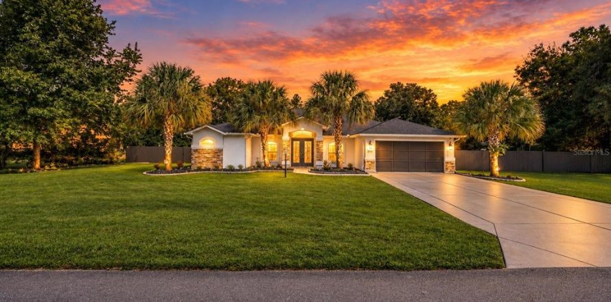 Casa en Ocala, Florida 5 dormitorios, 309.83 m2 № 2420226