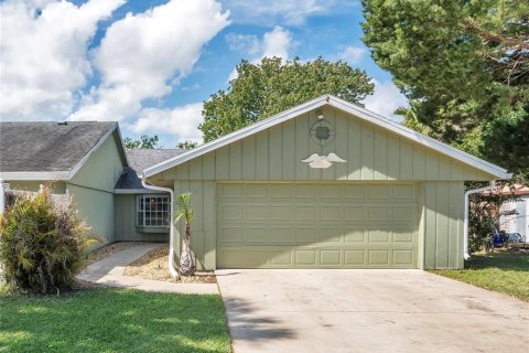 Duplex in New Smyrna Beach, Florida 2 bedrooms, 116.31 sq.m. № 2218878
