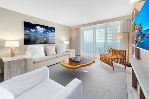 Condo in Miami Beach, Florida, 1 bedroom  № 2274457