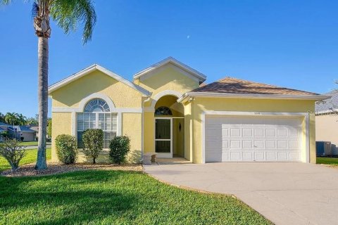 House in Bradenton, Florida 4 bedrooms, 168.71 sq.m. № 2393964
