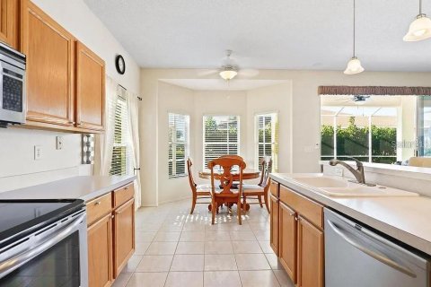 House in Bradenton, Florida 4 bedrooms, 168.71 sq.m. № 2393964 - photo 12