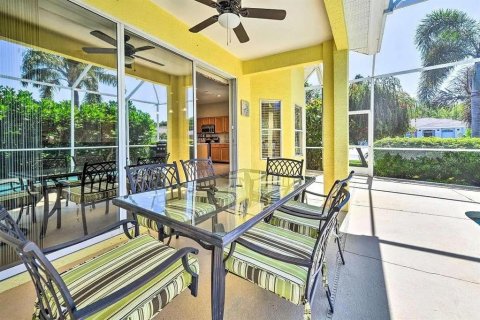 House in Bradenton, Florida 4 bedrooms, 168.71 sq.m. № 2393964 - photo 25