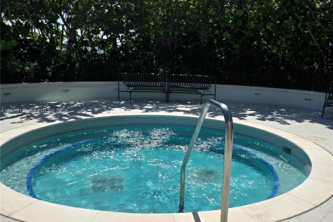 Copropriété à louer à Miami Beach, Floride: 1 chambre, 81.29 m2 № 2089424 - photo 22