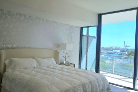 Copropriété à louer à Miami Beach, Floride: 1 chambre, 81.29 m2 № 2089424 - photo 10