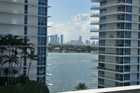 Copropriété à louer à Miami Beach, Floride: 1 chambre, 81.29 m2 № 2089424 - photo 14