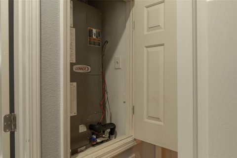 Condo in Sarasota, Florida, 2 bedrooms  № 1666693 - photo 24
