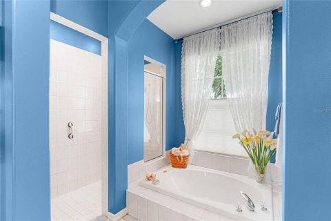 Casa en venta en Tampa, Florida, 4 dormitorios, 255.39 m2 № 1780415 - foto 24