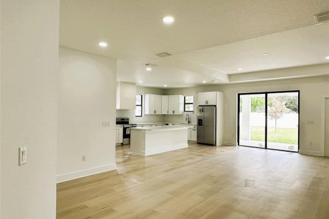 Villa ou maison à vendre à Tampa, Floride: 3 chambres, 203.27 m2 № 2398809 - photo 8