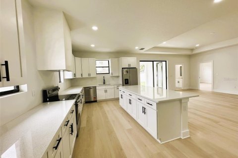 Villa ou maison à vendre à Tampa, Floride: 3 chambres, 203.27 m2 № 2398809 - photo 14