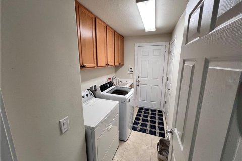 Villa ou maison à louer à Sarasota, Floride: 2 chambres, 143.91 m2 № 2422755 - photo 14