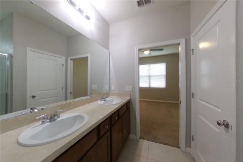 Villa ou maison à louer à Kissimmee, Floride: 3 chambres, 144.37 m2 № 2383914 - photo 8