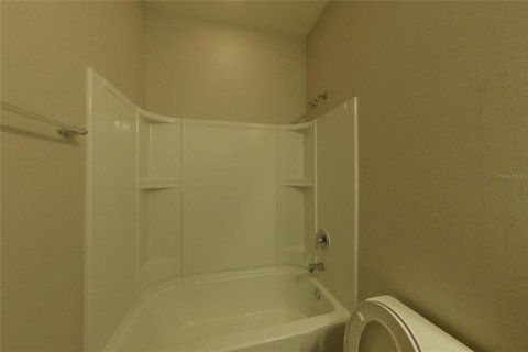 Villa ou maison à louer à Kissimmee, Floride: 3 chambres, 144.37 m2 № 2383914 - photo 14