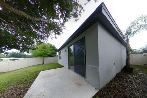 Villa ou maison à louer à Kissimmee, Floride: 3 chambres, 144.37 m2 № 2383914 - photo 16