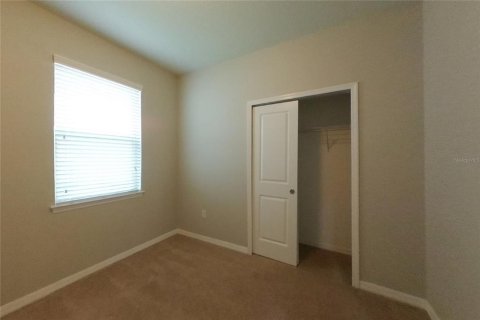 Villa ou maison à louer à Kissimmee, Floride: 3 chambres, 144.37 m2 № 2383914 - photo 12