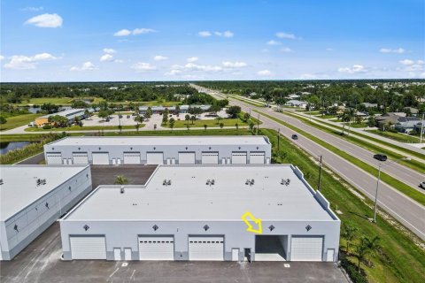 Propiedad comercial en venta en Rotonda, Florida № 1795176 - foto 5