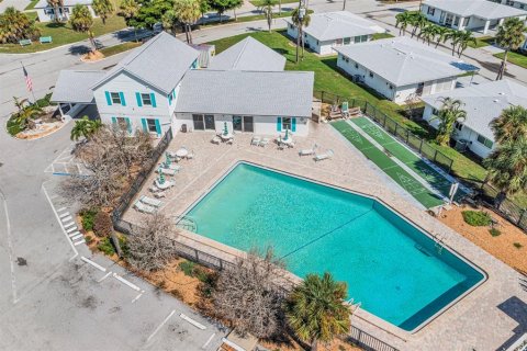 Condo in Englewood, Florida, 2 bedrooms  № 1903853 - photo 10