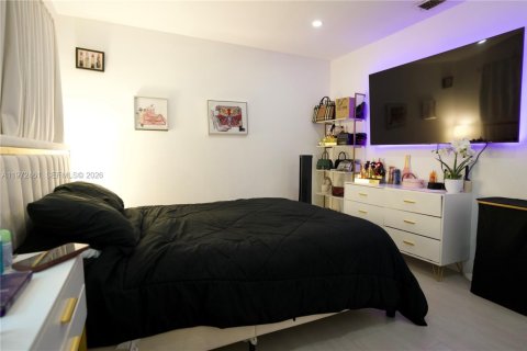 Купить виллу или дом в Майами-Гарденс, Флорида 3 спальни, 144.56м2, № 2032834 - фото 14