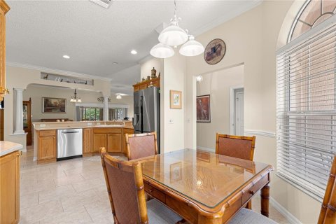 Casa en venta en The Villages, Florida, 3 dormitorios, 178.19 m2 № 1758022 - foto 8