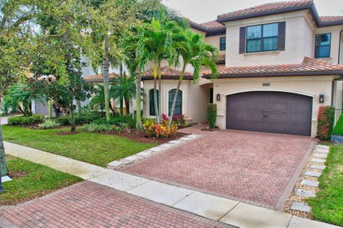 Casa en venta en Delray Beach, Florida, 5 dormitorios, 373.65 m2 № 2177294 - foto 2