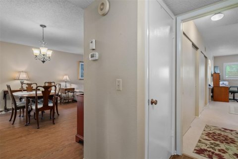 Condo in Clearwater, Florida, 2 bedrooms  № 1900812 - photo 27