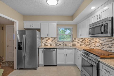 Condo in Clearwater, Florida, 2 bedrooms  № 1900812 - photo 22
