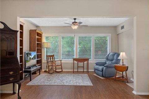 Condo in Clearwater, Florida, 2 bedrooms  № 1900812 - photo 17