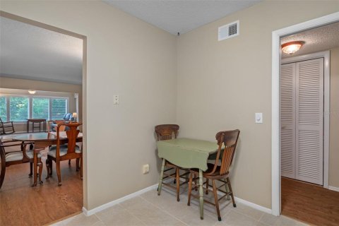 Condo in Clearwater, Florida, 2 bedrooms  № 1900812 - photo 25