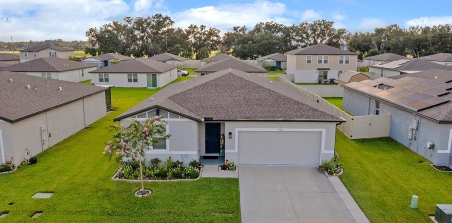 Villa ou maison à Plant City, Floride 4 chambres, 169.36 m2 № 1917830