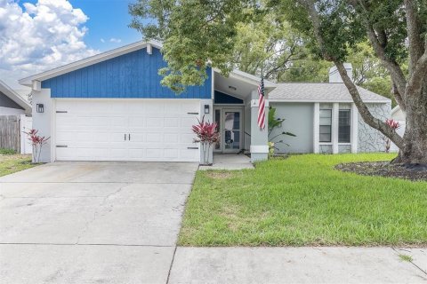 House in Port Richey, Florida 2 bedrooms, 98.85 sq.m. № 2396346