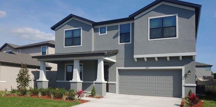House in Emerald Acres in Zephyrhills, Florida 4 bedrooms, 304 sq.m. № 394047