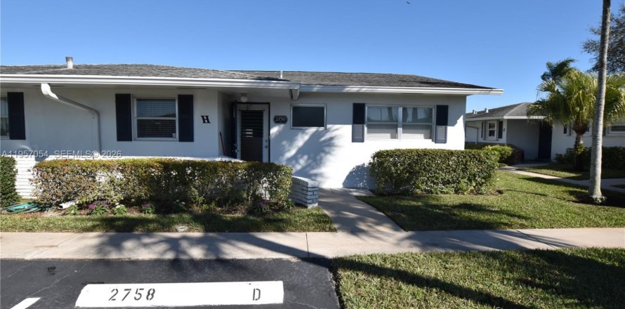 Casa en West Palm Beach, Florida 2 dormitorios, 84.54 m2 № 2011841