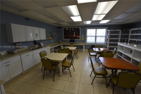 Casa en alquiler en West Palm Beach, Florida, 2 dormitorios, 84.54 m2 № 2011841 - foto 30