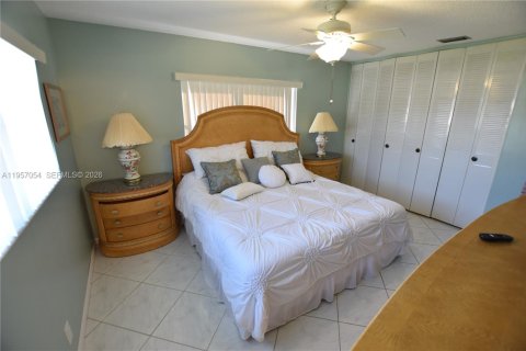Casa en alquiler en West Palm Beach, Florida, 2 dormitorios, 84.54 m2 № 2011841 - foto 15